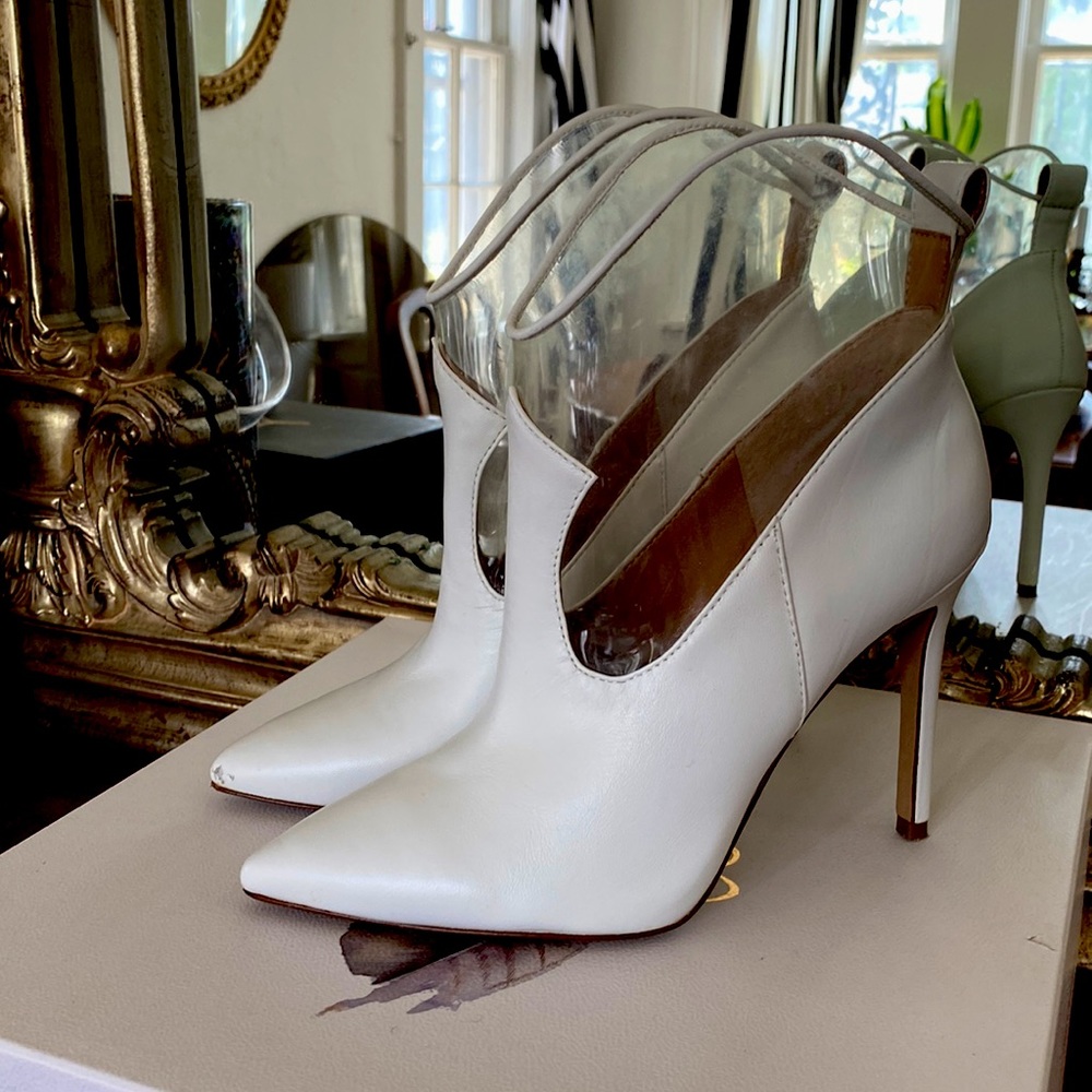 Jessica Simpson Periya White Bootie 7M